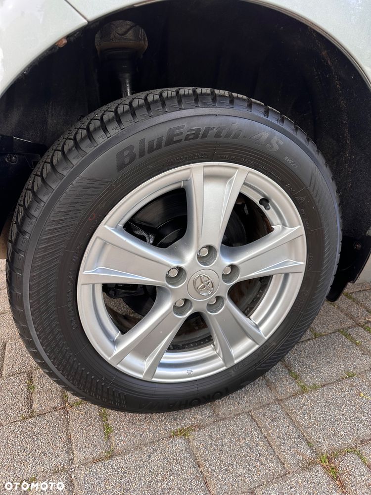 Toyota Verso 2.0 D-4D Executive - 24