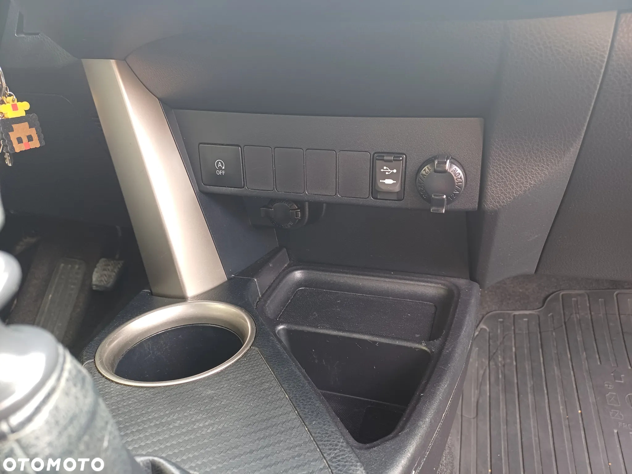 Toyota RAV4 2.0 D-4D Active - 14