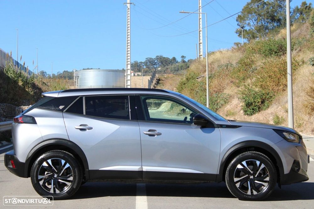 Peugeot e-2008 Allure Pack - 11