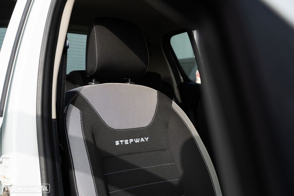 Dacia Sandero 0.9 TCe SL Stepway of Life Bi-Fuel - 28