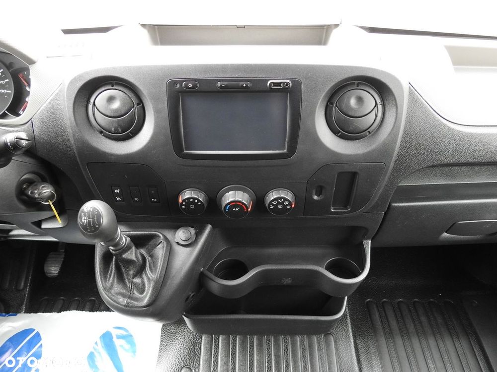 Renault MASTER PLANDEKA 8 PALET WEBASTO TEMPOMAT NAWIGACJA KLIMATYZACJA PNEUMATYKA  170KM - 34
