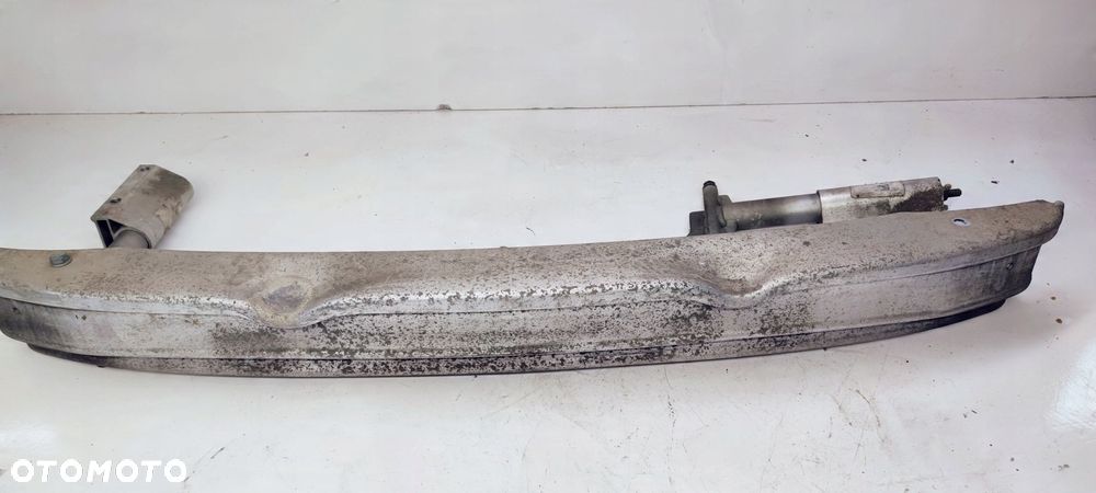 BELKA POD ZDERZAK TYŁ AUDI A4 B7 USA 8E0807313J - 1