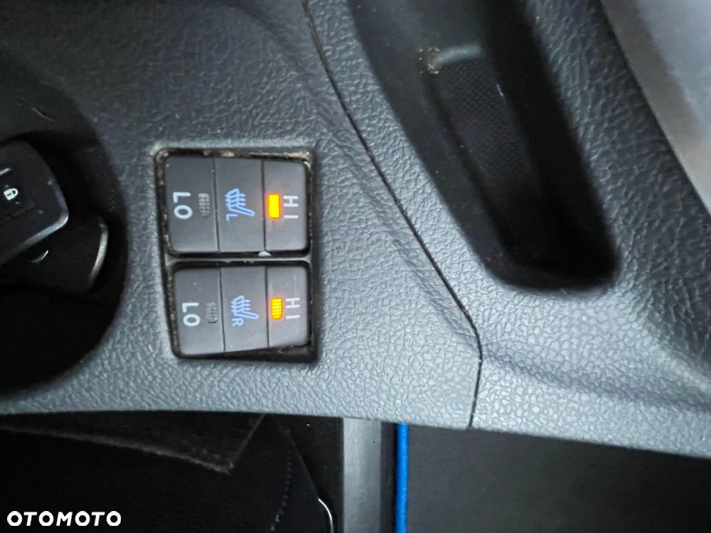 Toyota Auris 1.8 HSD Prestige NAVI - 20