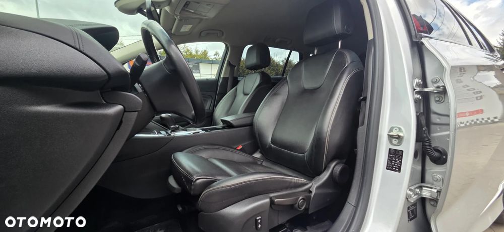 Opel Insignia 2.0 Ultimate Exclusive - 26