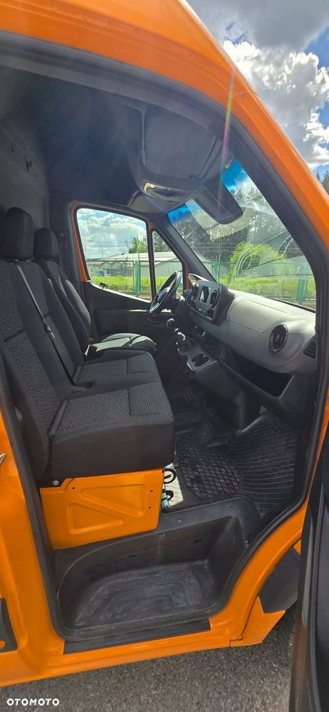 Mercedes-Benz SPRINTER - 14