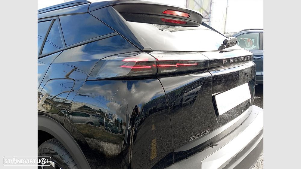 Peugeot 2008 1.2 Hybrid Allure e-DCS6 - 9