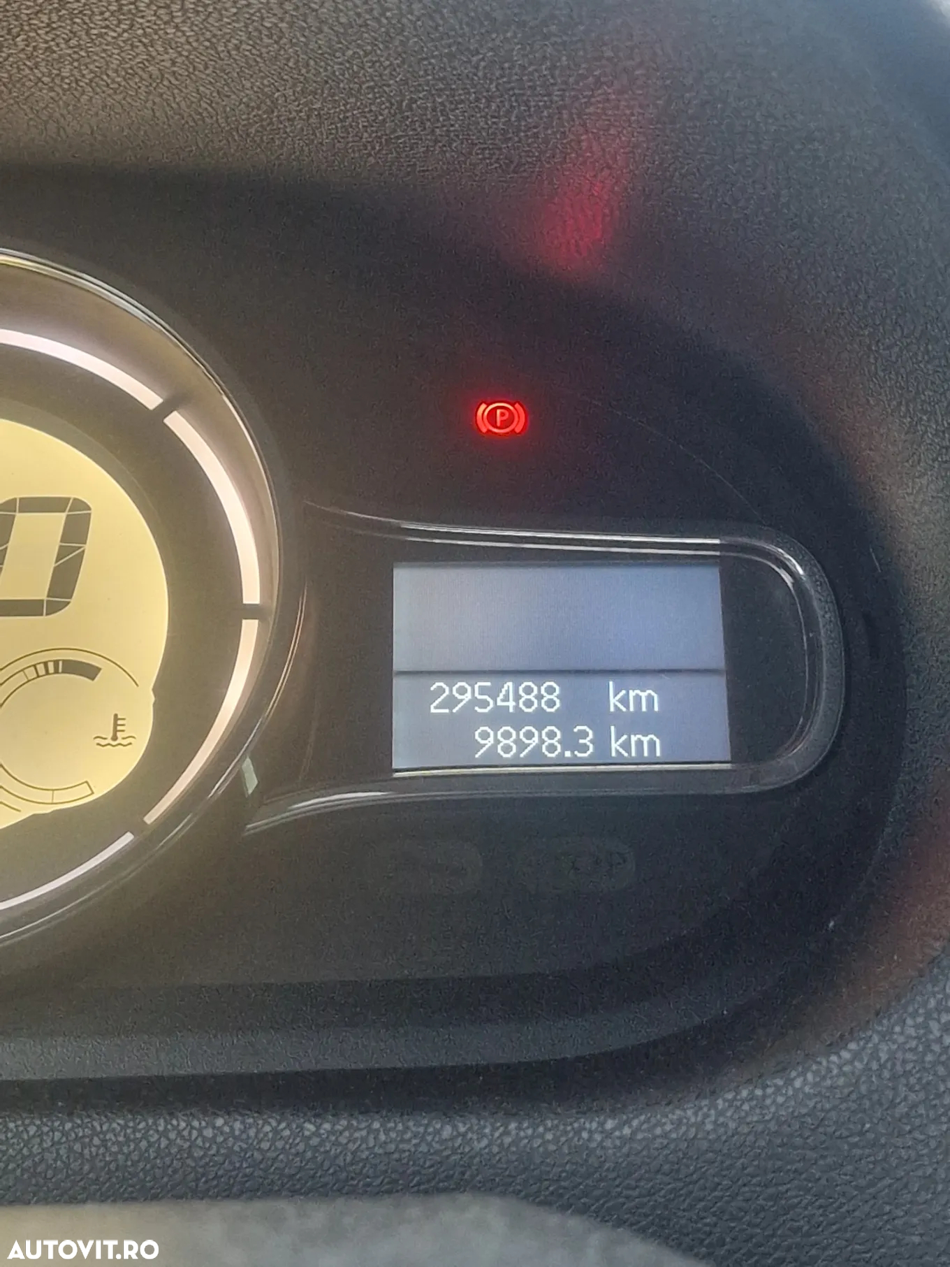 Renault Megane ENERGY dCi 110 Start & Stop Bose Edition - 9