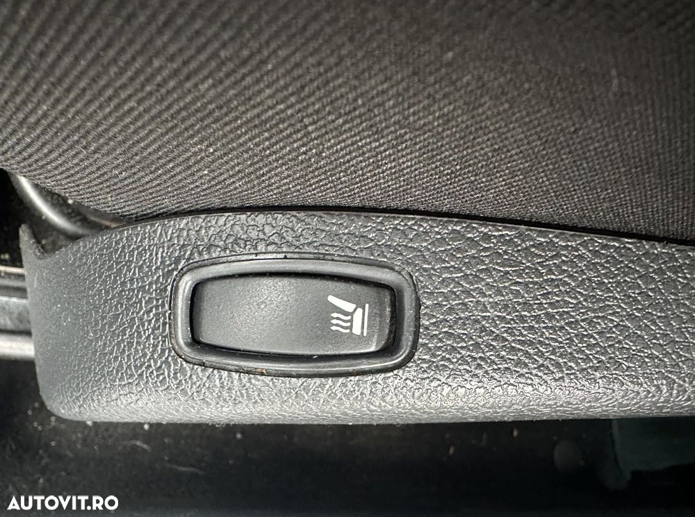 Dacia Duster dCi 110 FAP 4x4 Blackshadow - 9