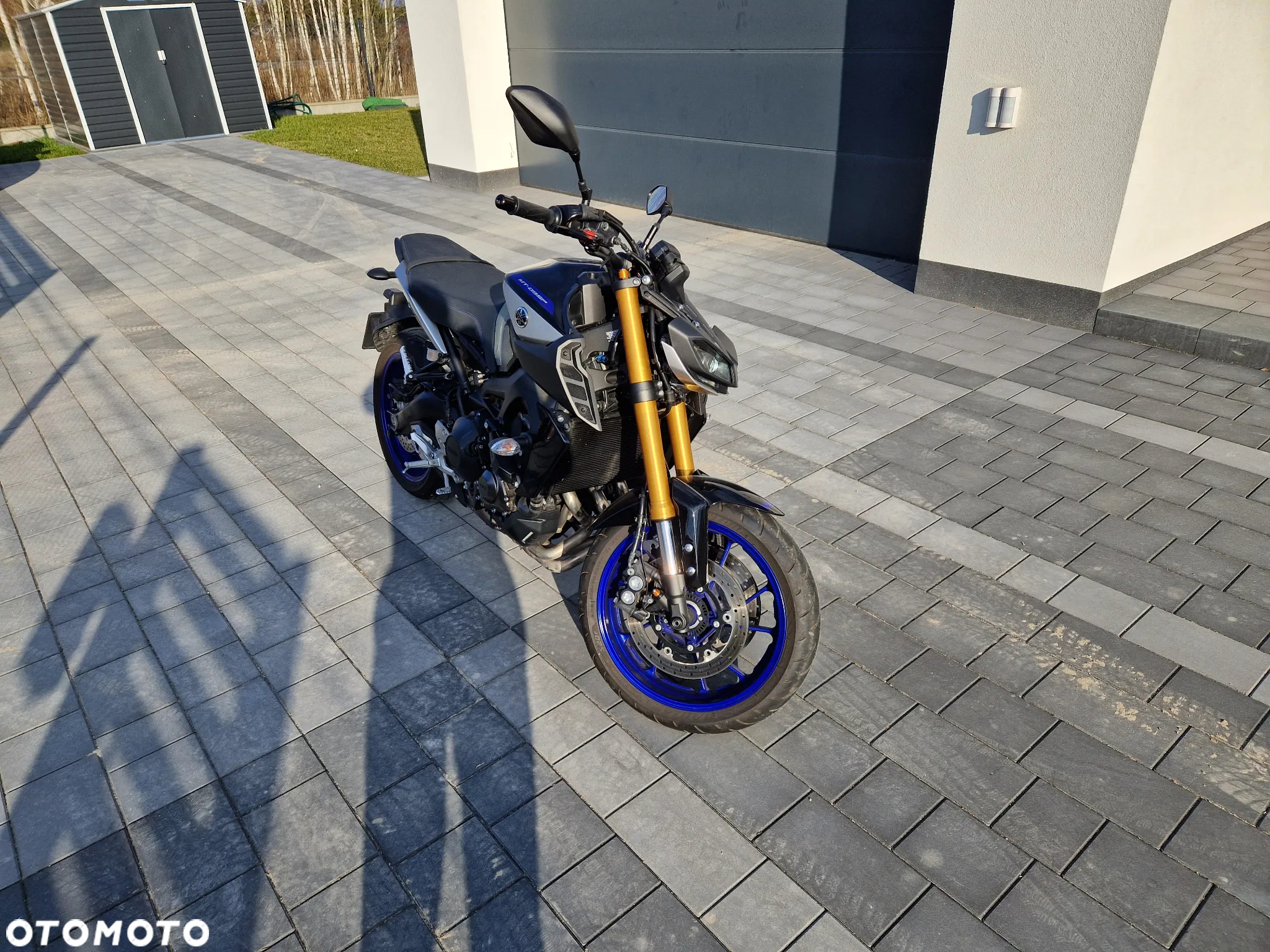 Yamaha MT - 5
