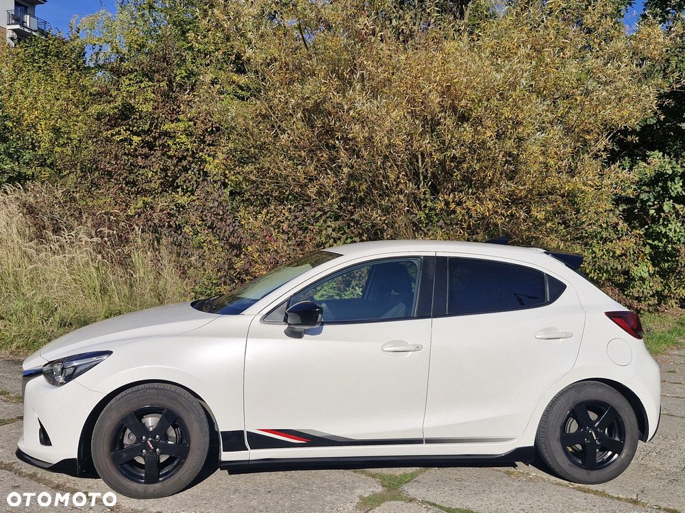 Mazda 2 - 9