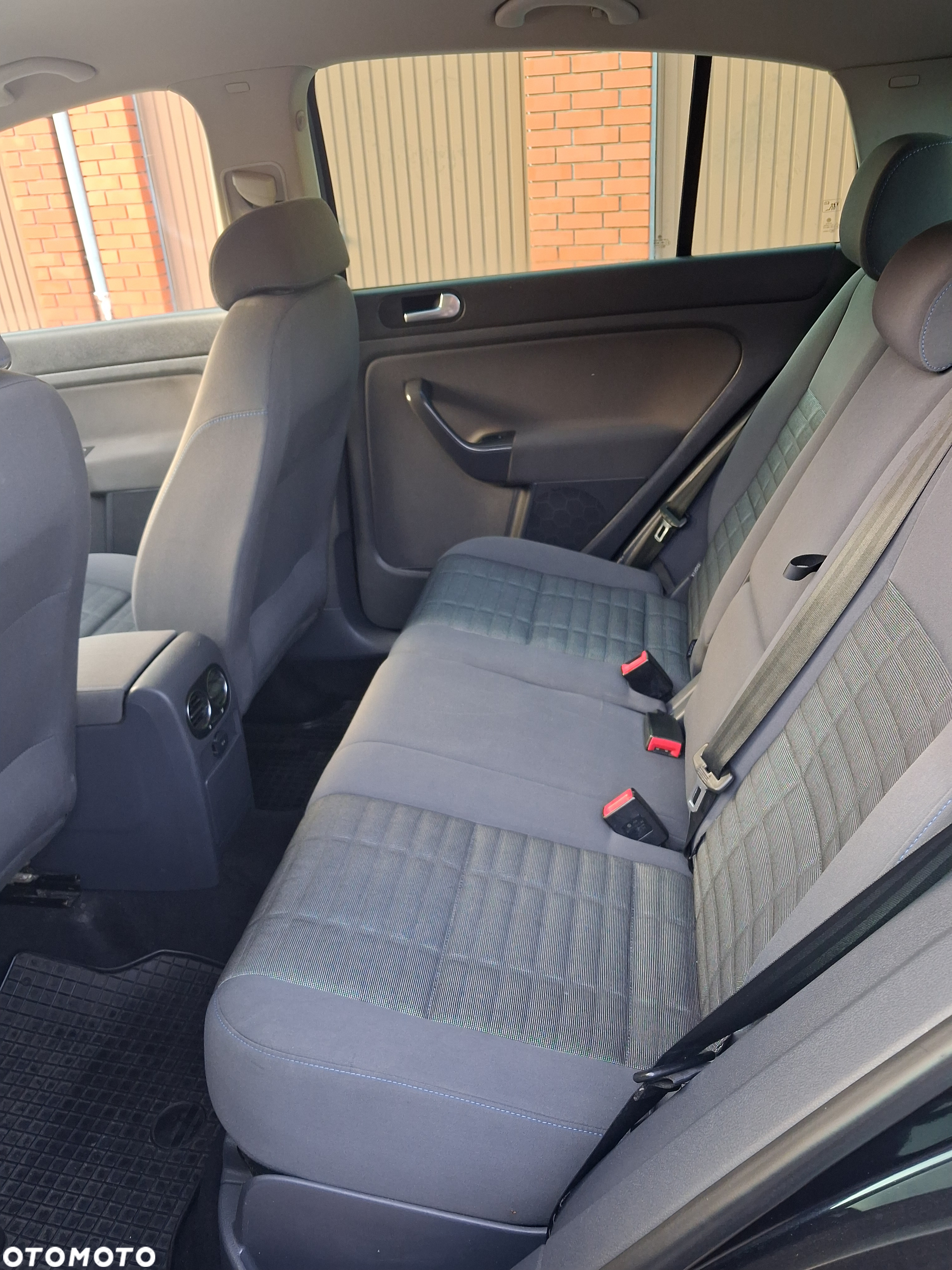 Volkswagen Golf V 1.6 Comfortline - 5