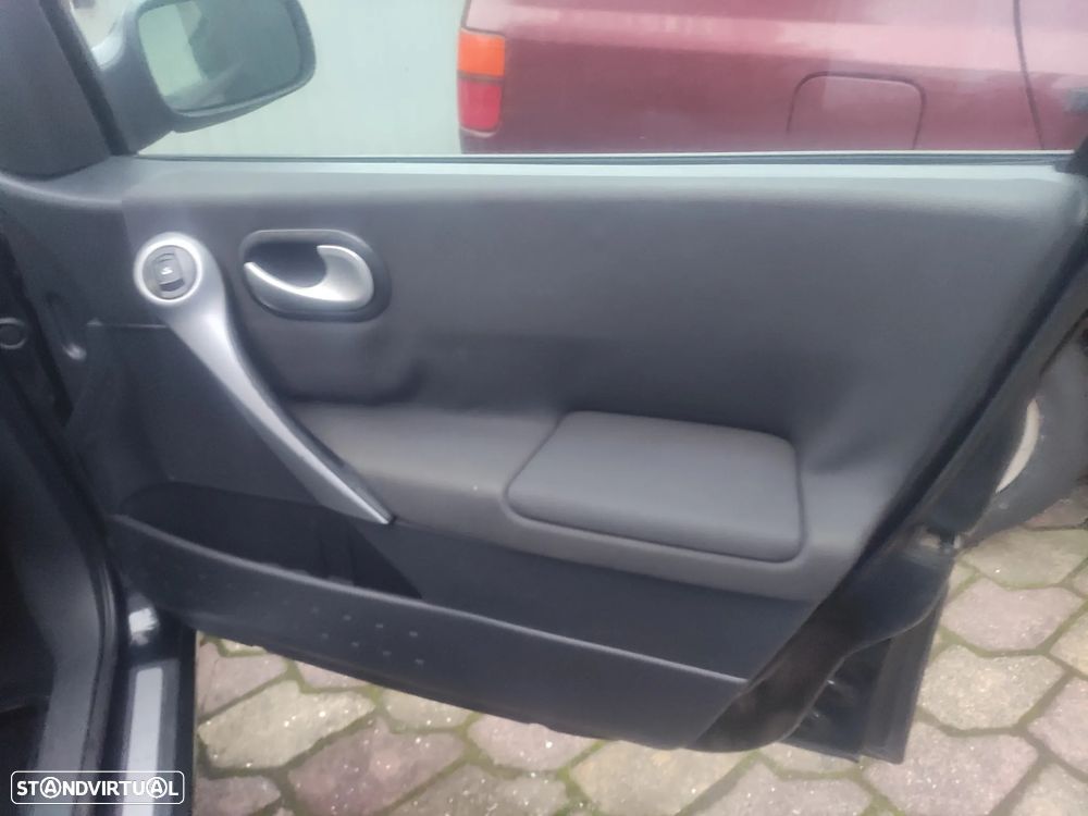 Renault Mégane Break 1.5 dCi Dynamique - 8