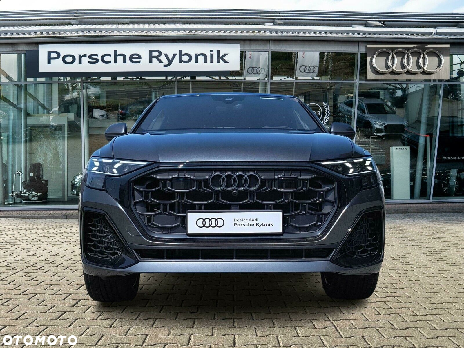 Audi Q8 - 8