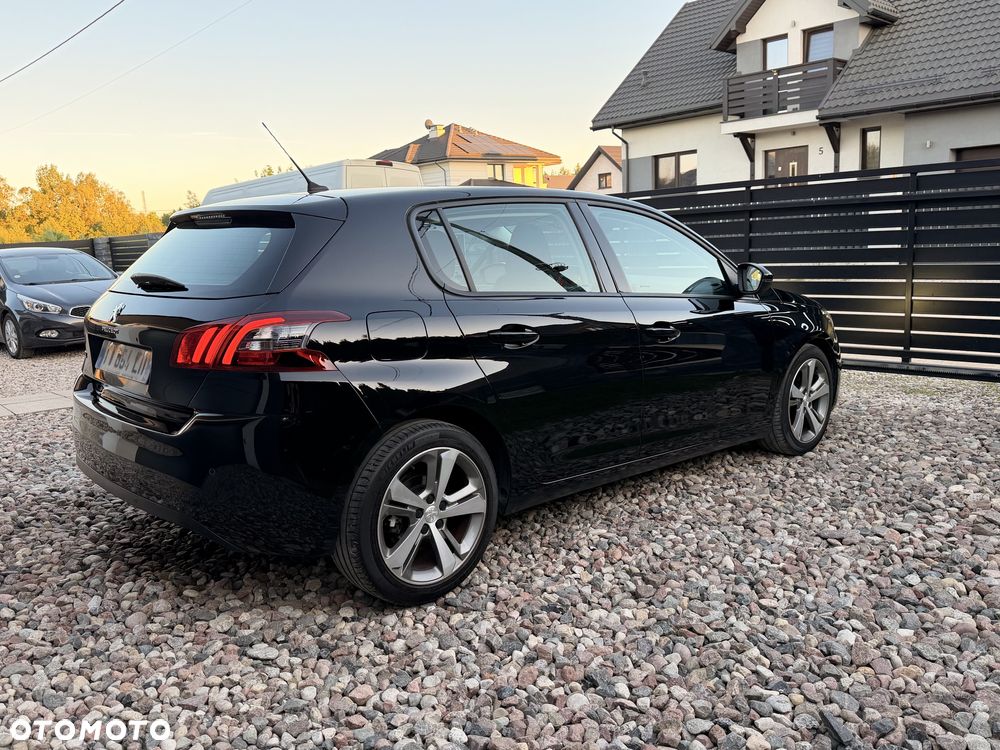 Peugeot 308 - 3
