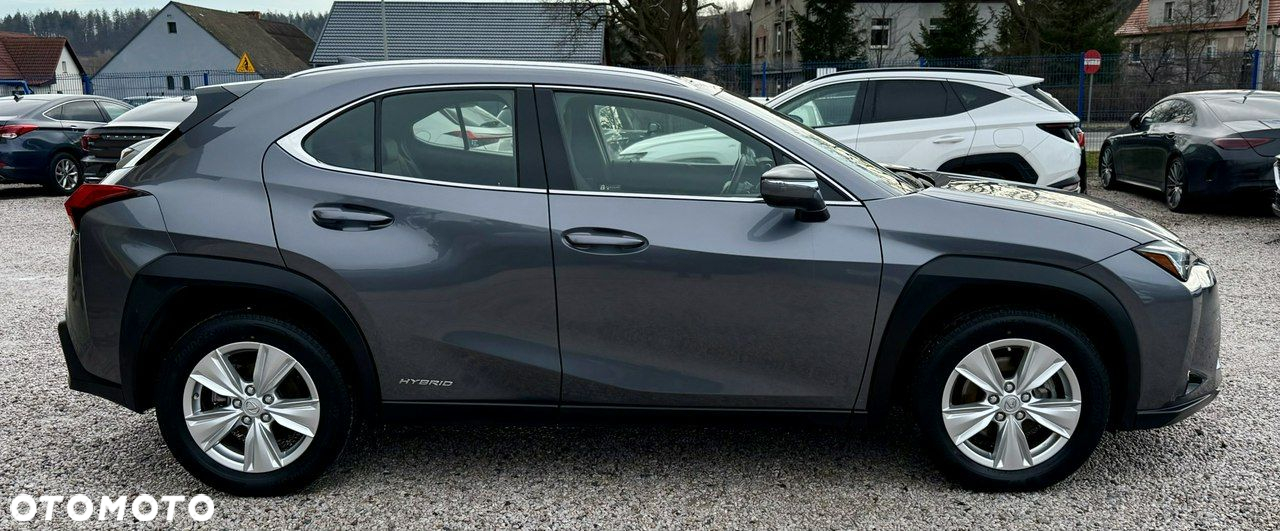 Lexus UX 250h Elegance 2WD - 7