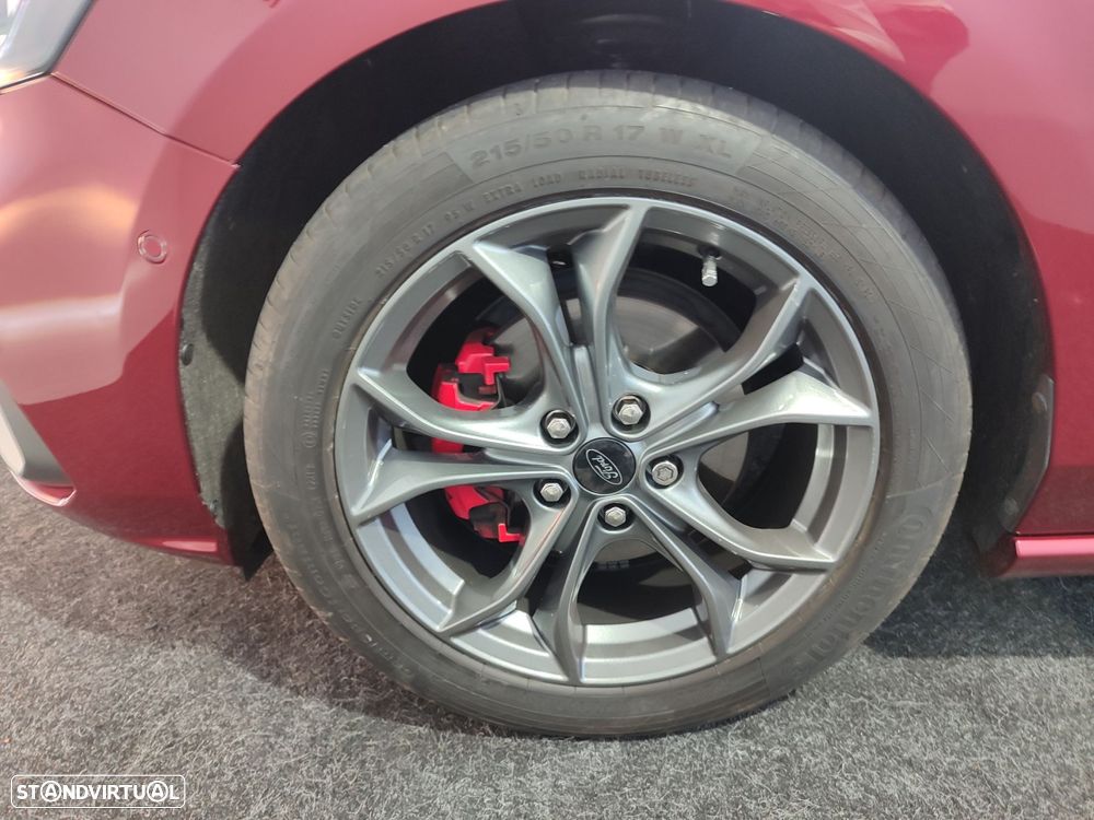 Ford Focus 1.0 EcoBoost ST-Line - 46