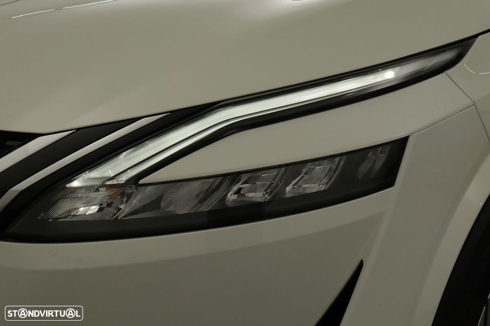 Nissan Qashqai 1.3 DIG-T N-Connecta LED - 14