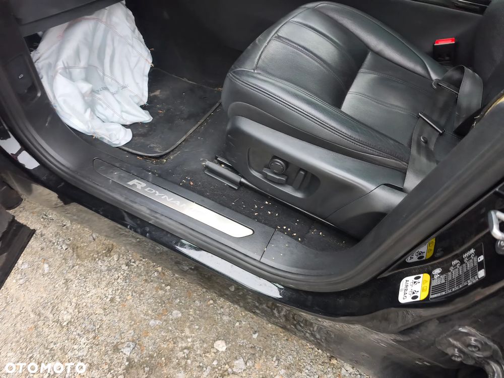 Land Rover Range Rover Evoque P300e R-Dynamic S - 13