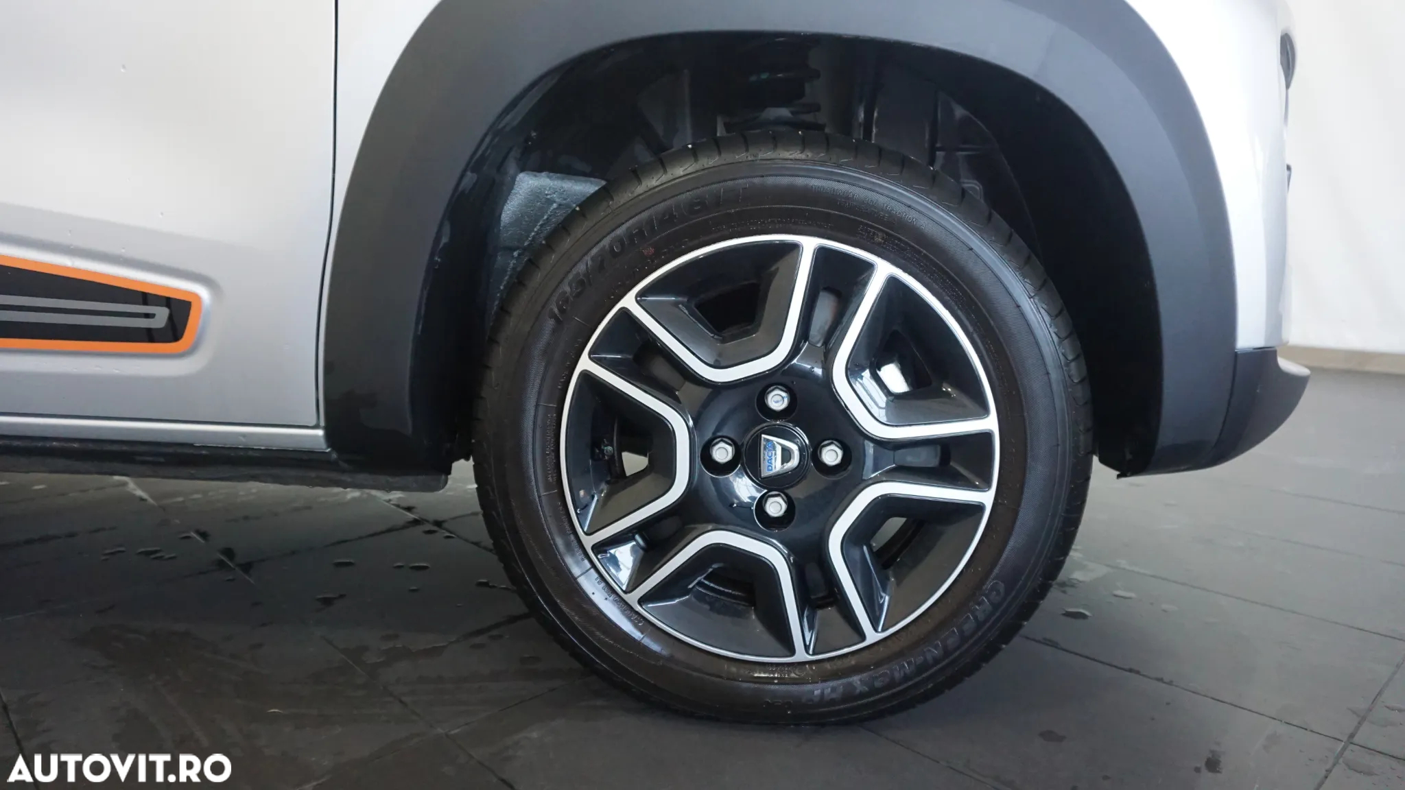Dacia Spring Comfort Plus - 5