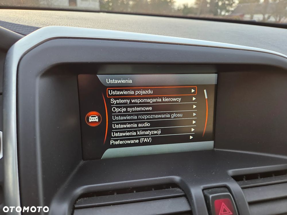 Volvo XC 60 T6 AWD Momentum - 14