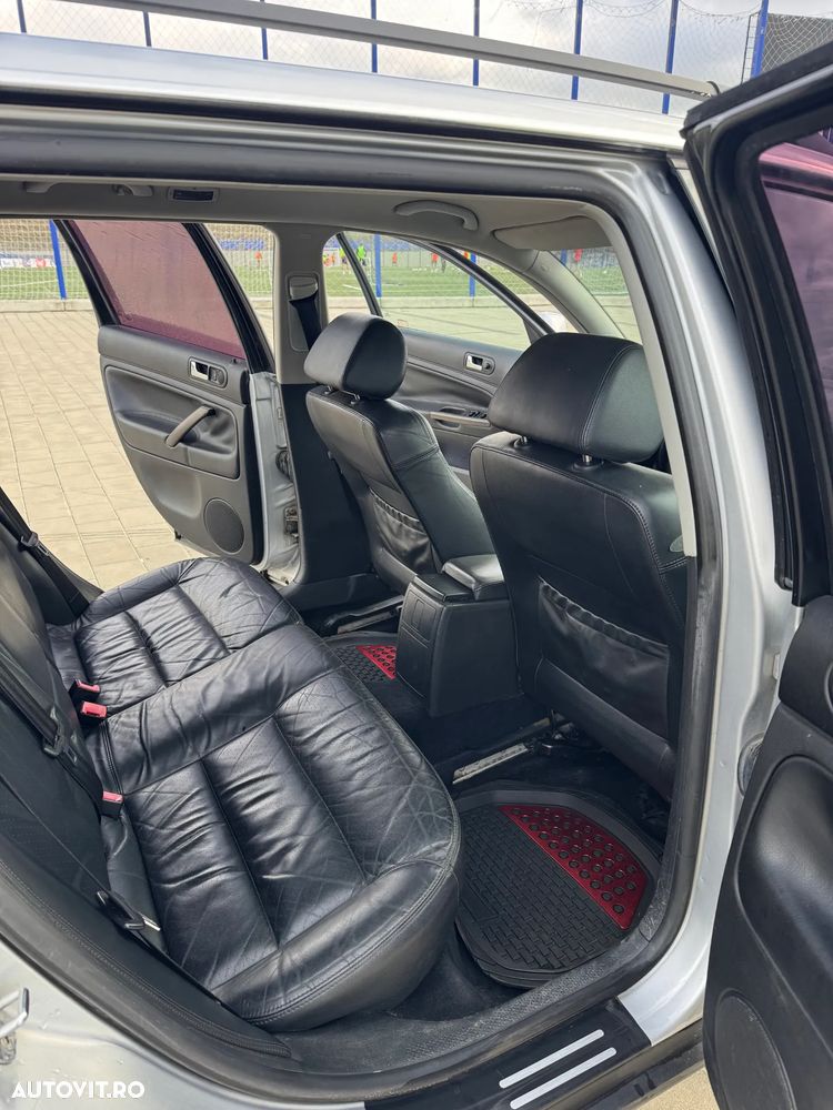 Volkswagen Passat - 24