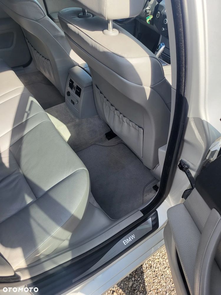 BMW Seria 5 530xi - 7