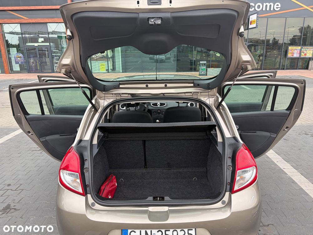 Renault Clio 1.2 16V Dynamique - 10