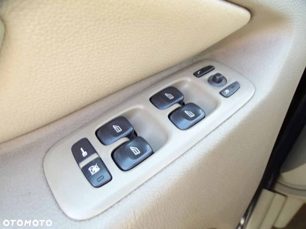 Volvo XC 90 2.4 D5 Kinetic - 20