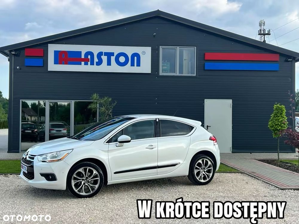 Citroën DS4 HDi 165 SoChic - 1