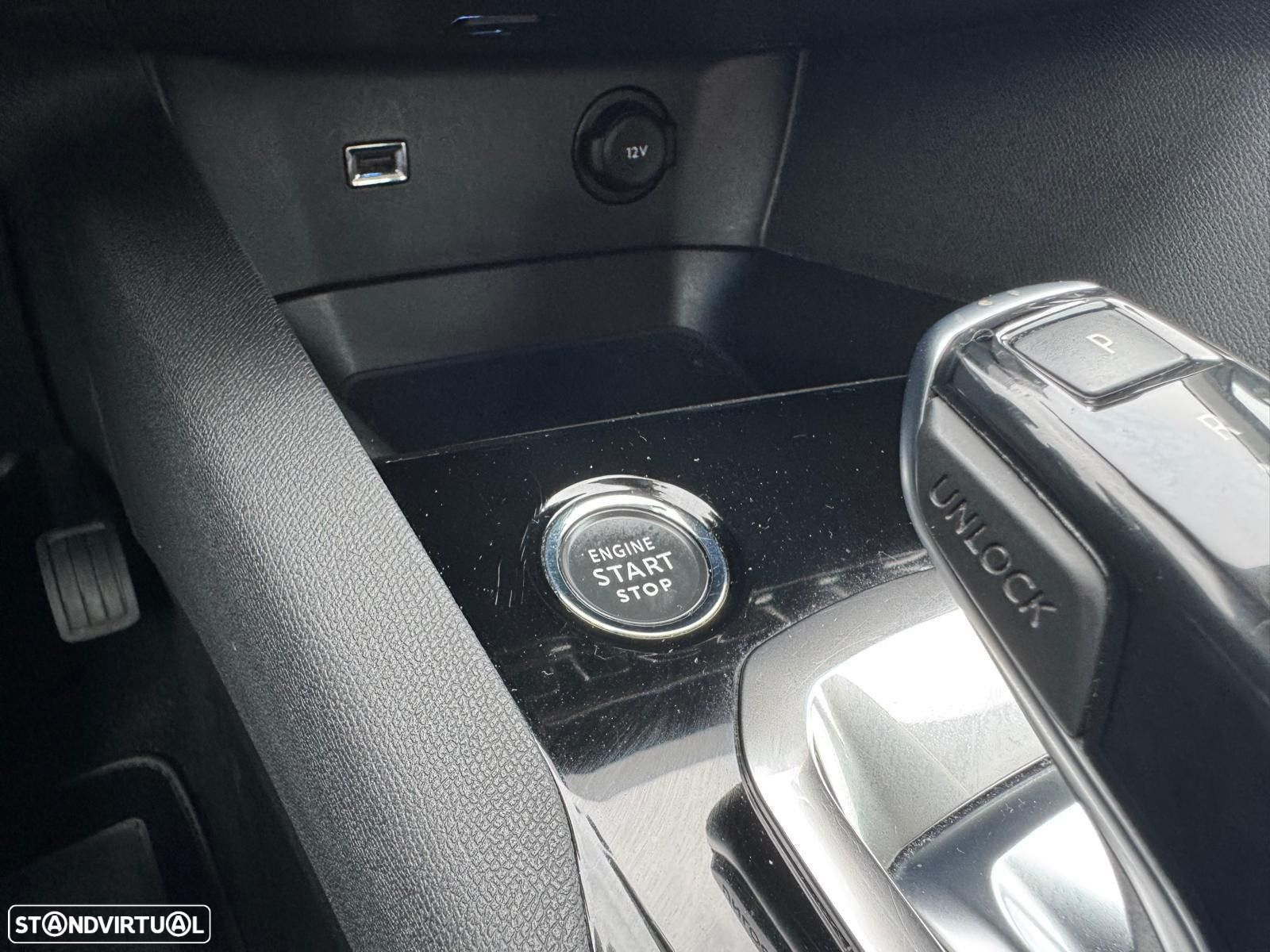 Peugeot 3008 1.5 BlueHDi Active Pack EAT8 - 33