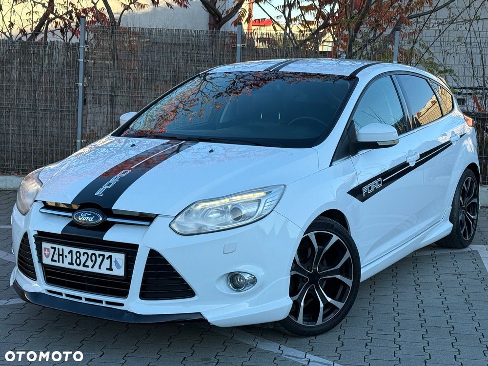 Ford Focus 1.6 EcoBoost Start-Stopp-System Titanium - 2