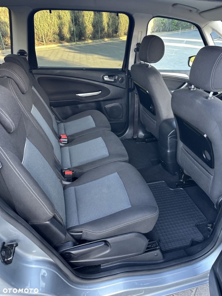 Ford Galaxy 2.0 TDCi Ambiente - 15