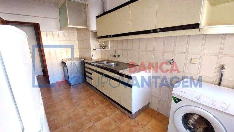 T2 de 79 m², com varanda Algueirão-Mem Martins - Grande imagem: 2/16