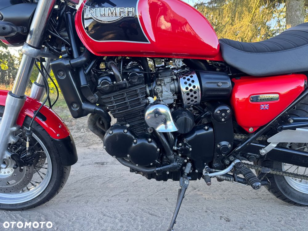 Triumph Thunderbird - 11