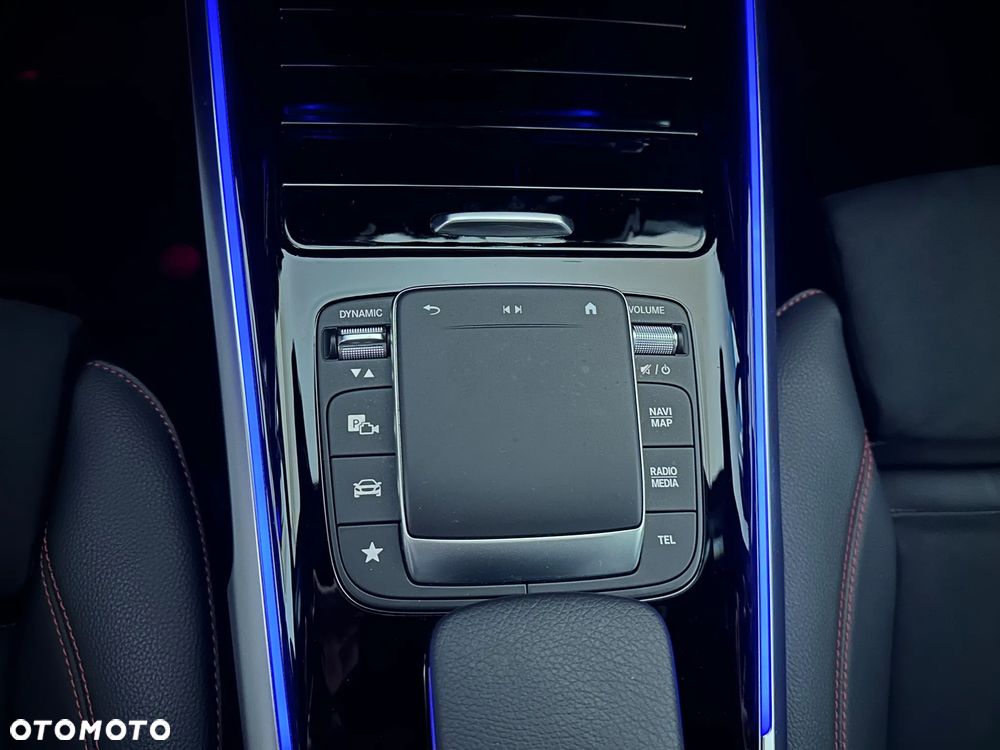 Mercedes-Benz EQB 250 66.5kWh AMG - 26