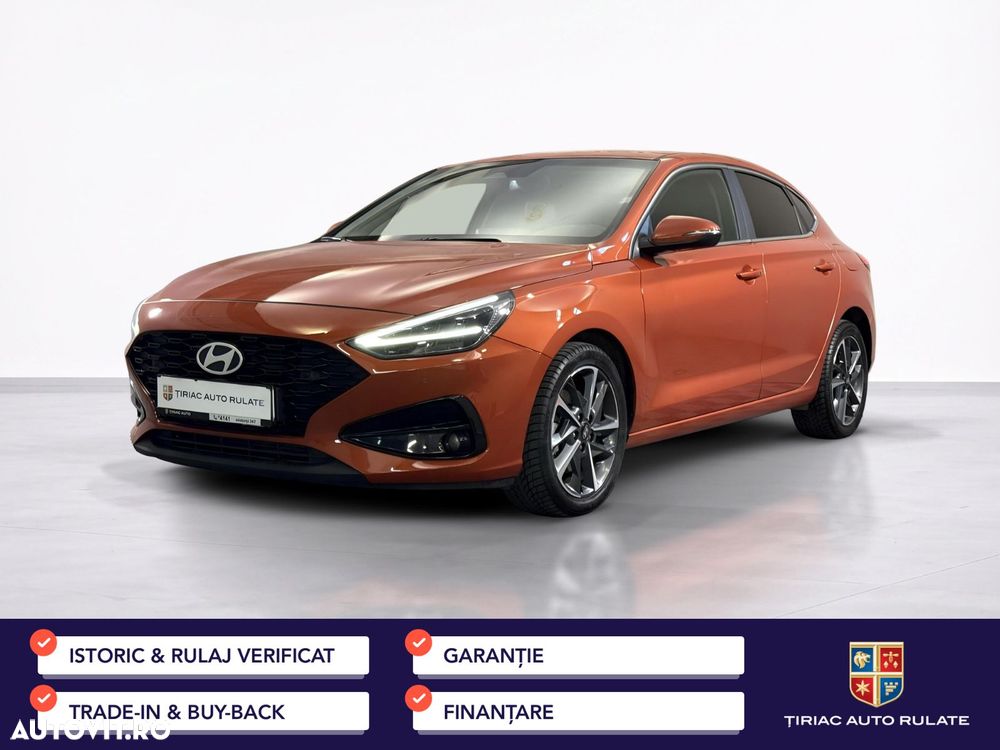 HYUNDAI i30
