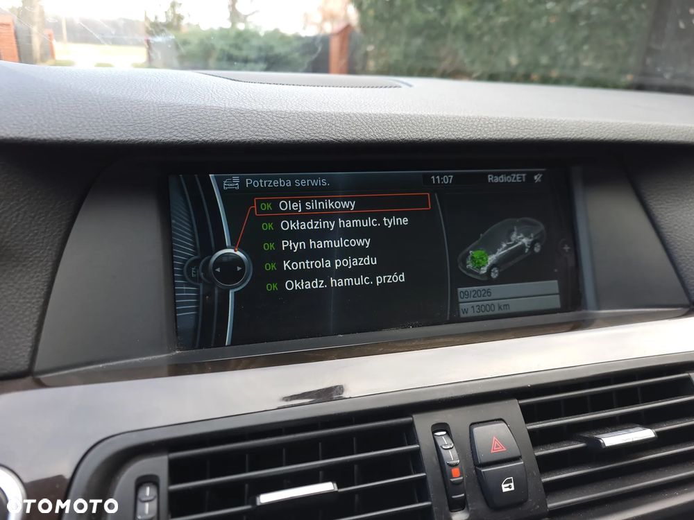 BMW Seria 5 528i - 22