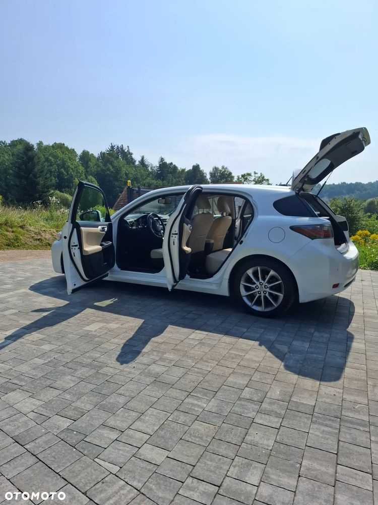 Lexus CT 200h Comfort - 10