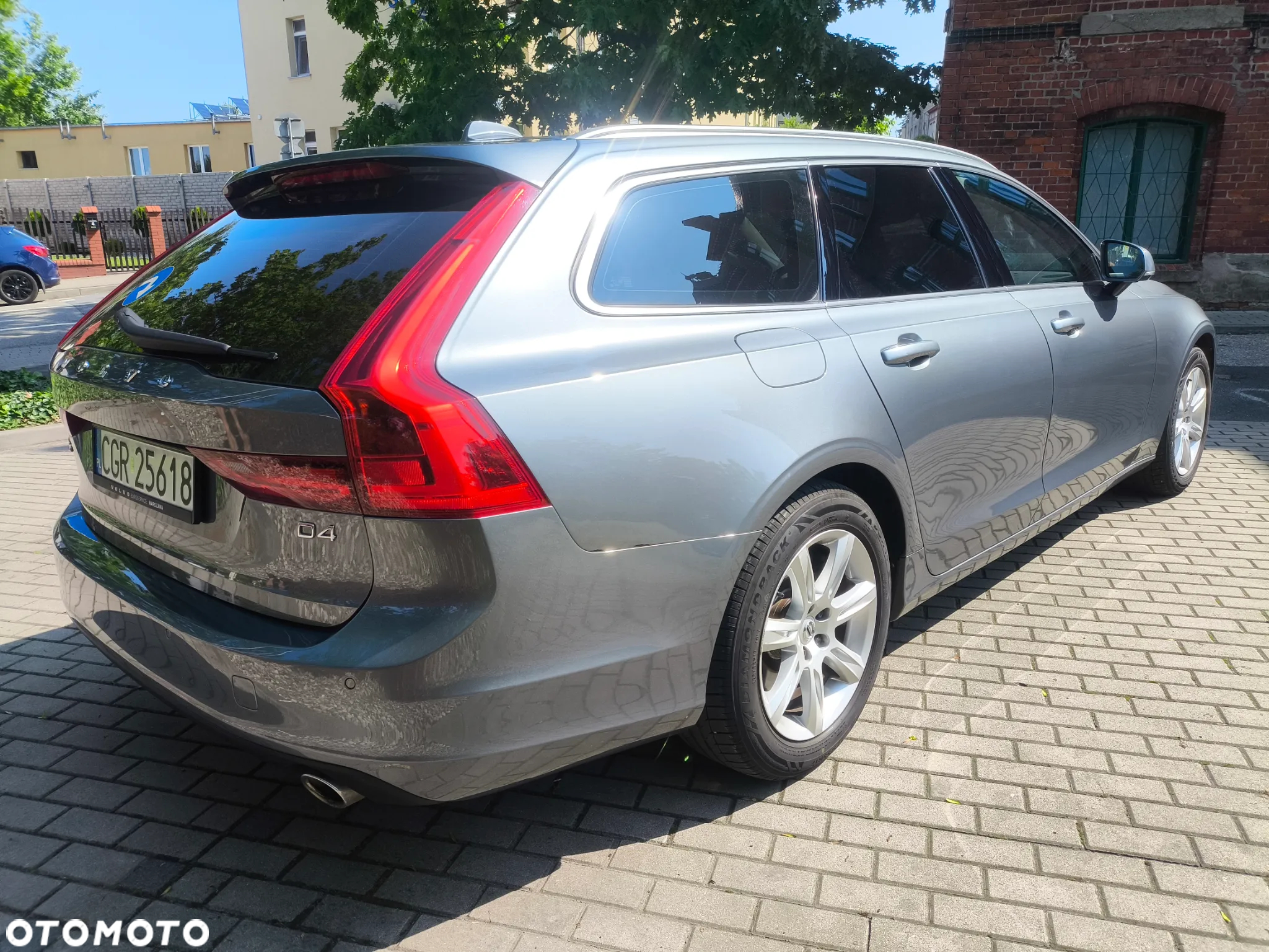 Volvo XC 60 D4 Momentum - 11