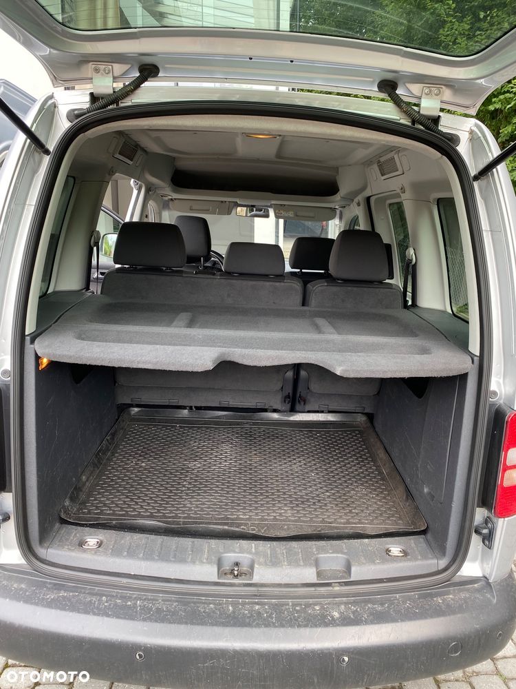 Volkswagen Caddy - 10