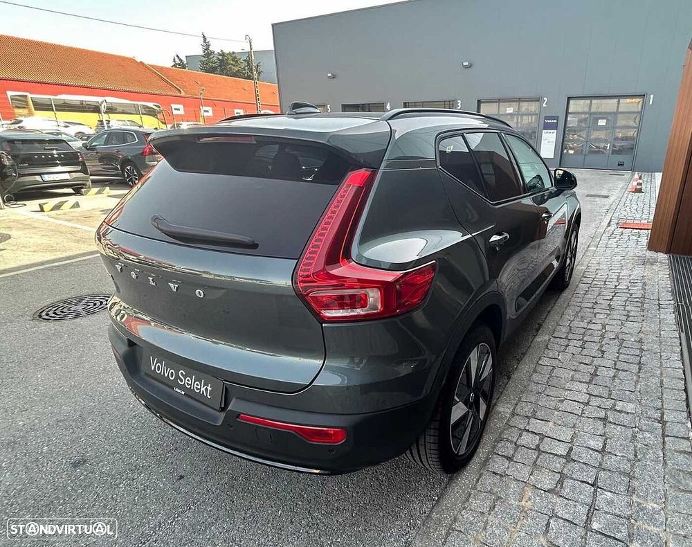 Volvo EX 40 — fotografia 10