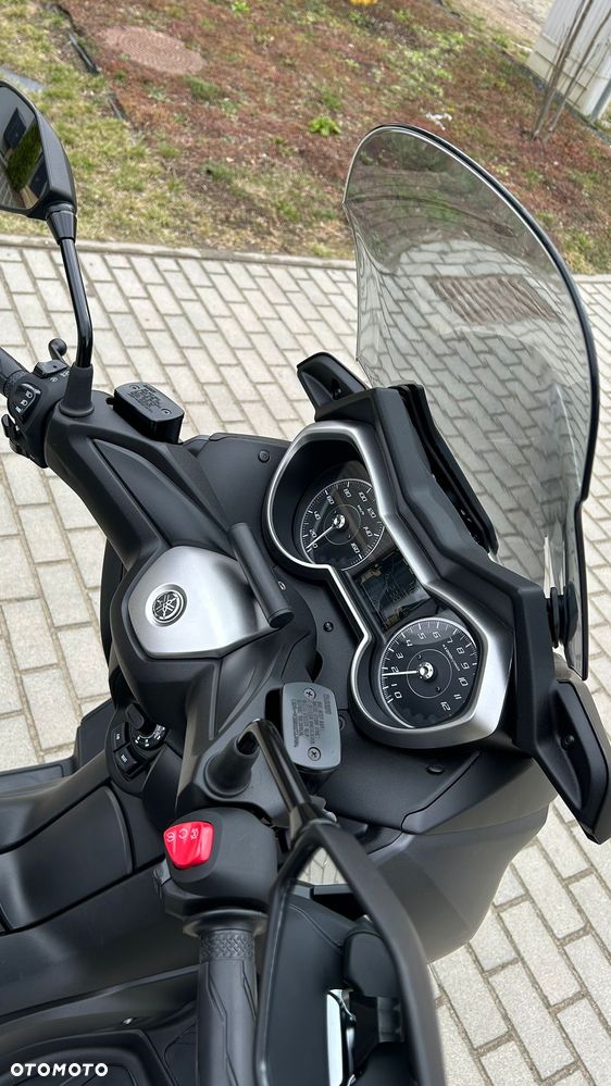 Yamaha X-max - 16