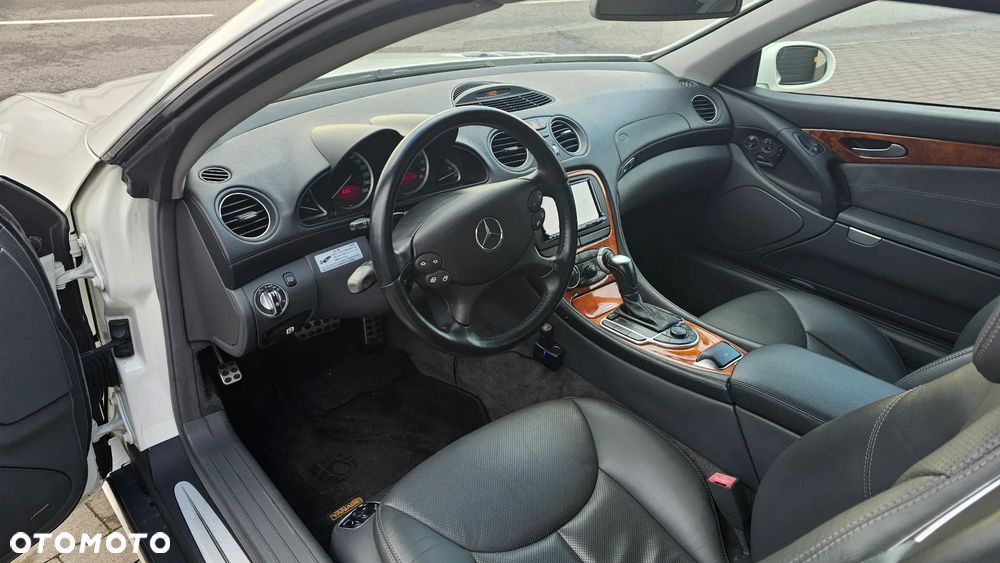 Mercedes-Benz SL 500 - 15