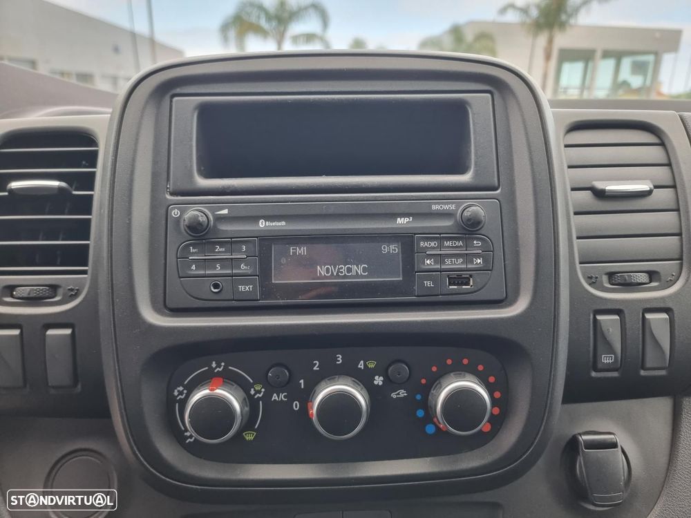 Renault Trafic 2.0 dCi L1H1 - IVA Dedutível - 23
