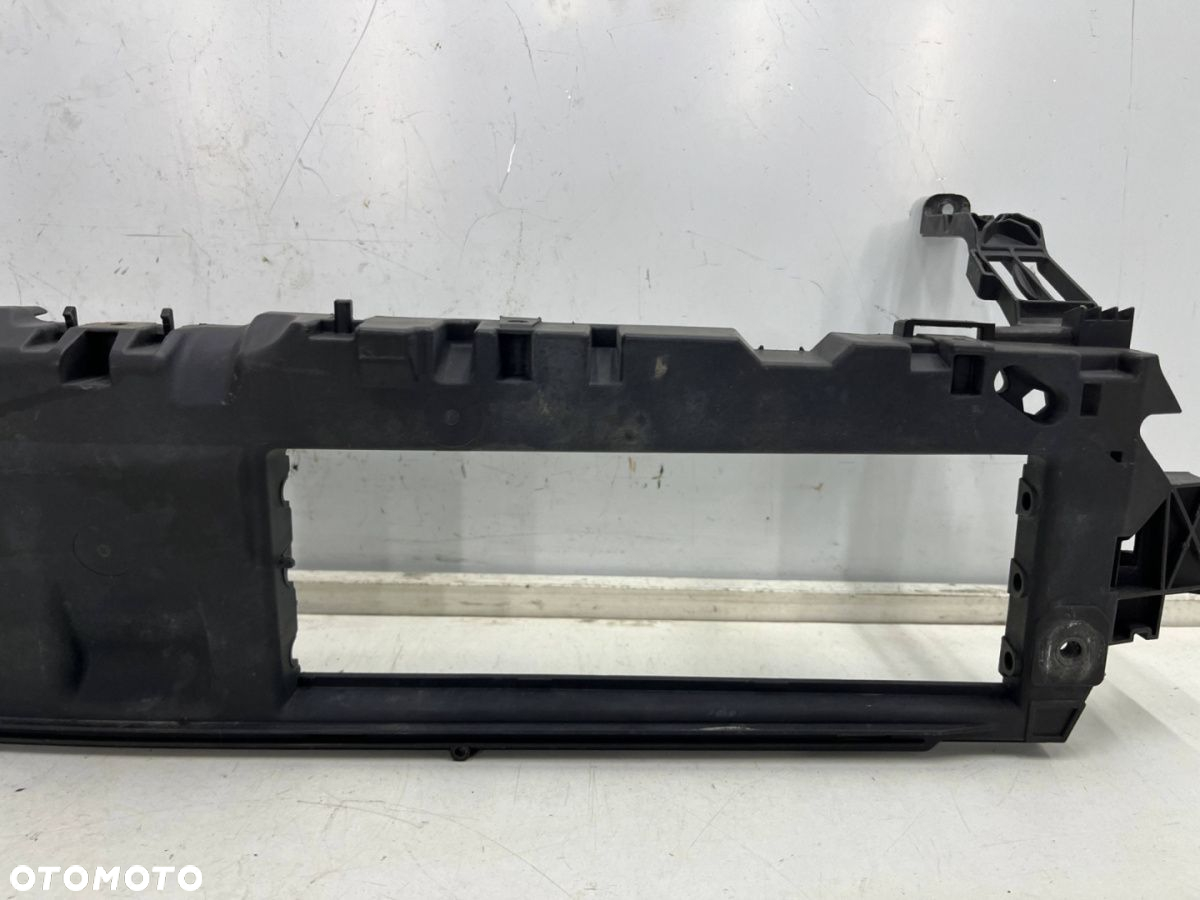 Osłona chłodnicy Audi A4 B9 15-19r.  obudowa ramka żaluzji atrapy zderzaka pasa przedniego 8w0807771 - 5