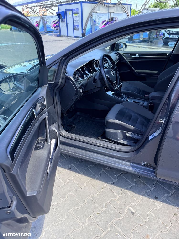 Volkswagen Golf 1.6 TDI DPF Trendline - 15