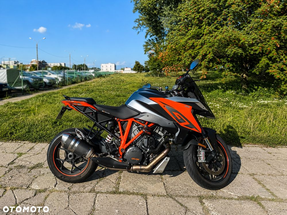 KTM Super Duke - 1