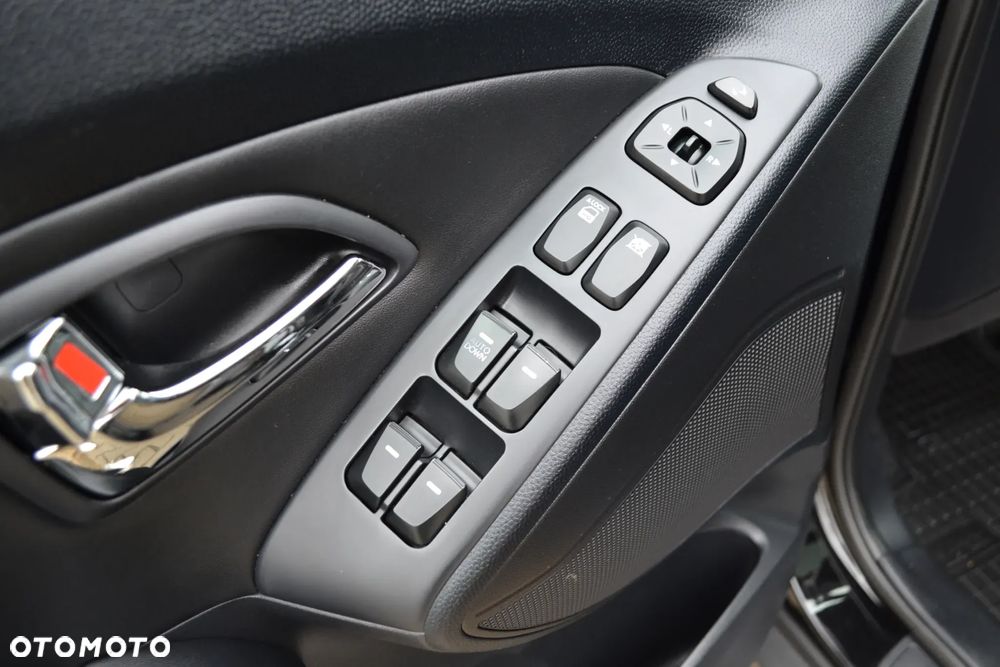 Hyundai ix35 2.0 CRDi 4WD Automatik Premium - 19