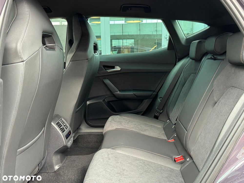 Cupra Formentor 1.5 eTSI mHEV DSG - 37