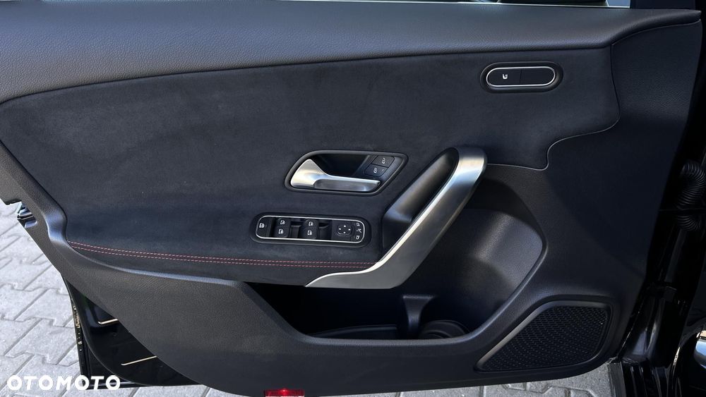 Mercedes-Benz Klasa A 220 d AMG Line 8G-DCT - 10